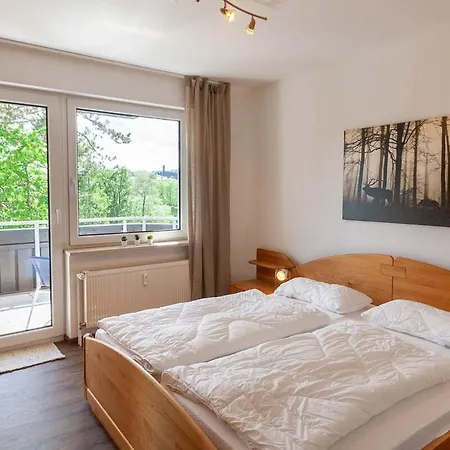 Toenjes Am Kurpark Mit Balkon